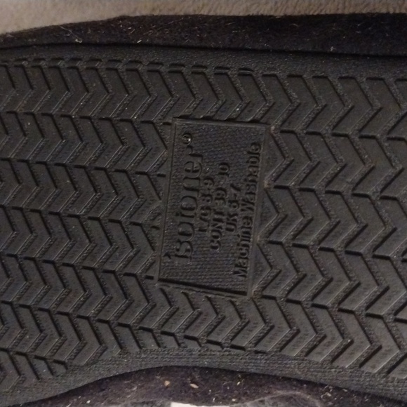 Isotoner, women slippers faux fur in size large, 8/9 - Picture 3 of 4